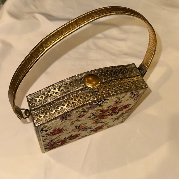 Vintage 1950’s Filigree Metal & Needlepoint Handbag Purse - Picture 5 of 17